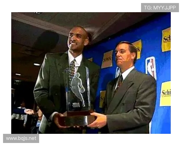 格兰特·希尔职业生涯因伤病困扰被誉为“最可惜的天才”之一 格兰特·希尔职业生涯因伤病困扰被誉为“最可惜的天才”之一