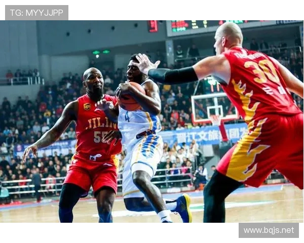 法甲外援赛季影响分析及其对球队战术体系的支持作用