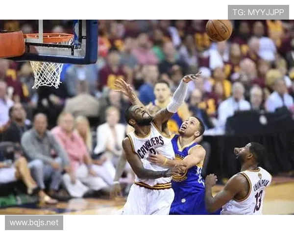 2016年NBA总决赛第七场勇士负于骑士的比赛回放与分析